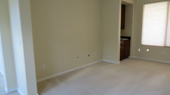 Building Photo - 2386 Black River Falls Dr