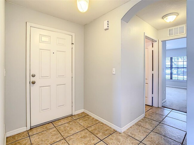 Building Photo - 6410 Windsor Lake Cir