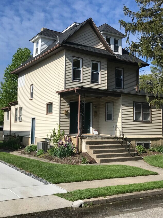 440 Melrose Ave Unit B, Haddon Township, NJ 08108 Apartments in