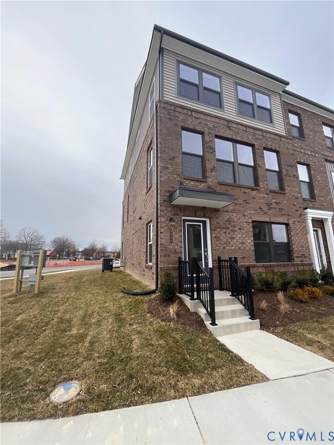 Building Photo - 9480 Pinkman Rd