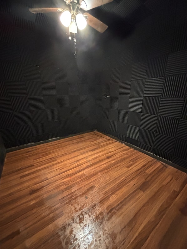 Building Photo - 3304 Shelby Dr