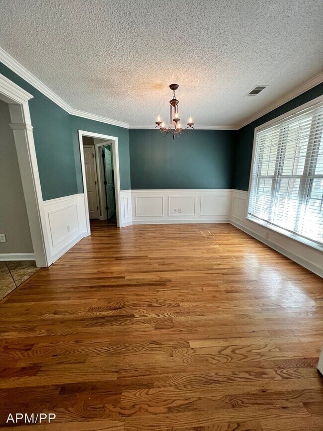 Building Photo - 4 br, 2 bath House - 3008 Trotters Club Way
