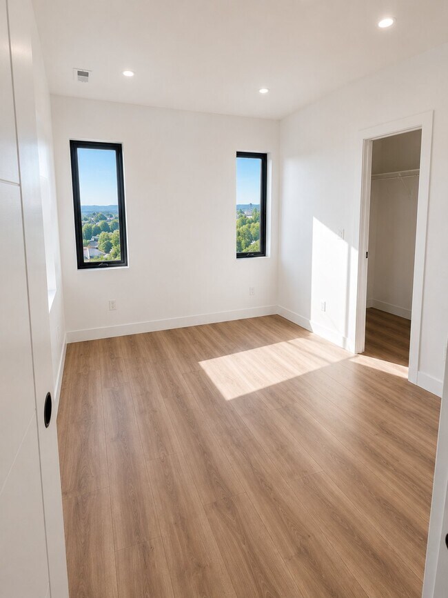 Foto del edificio - 690 12200 S