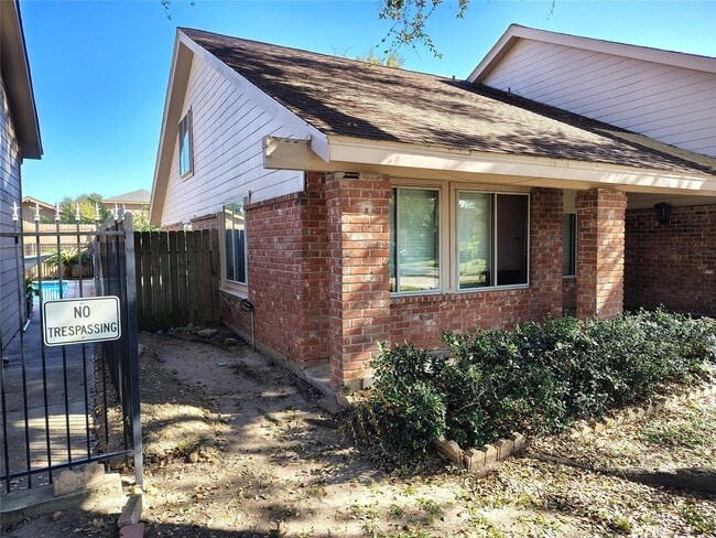 Building Photo - 12714 Palm Desert Ln