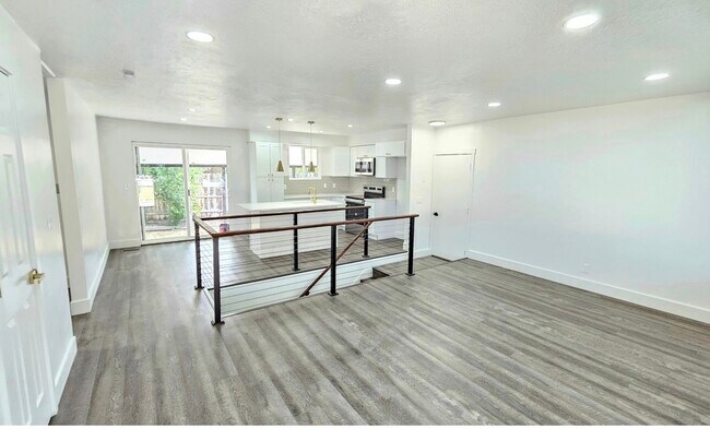 Foto del edificio - 3797 Armoridge Dr