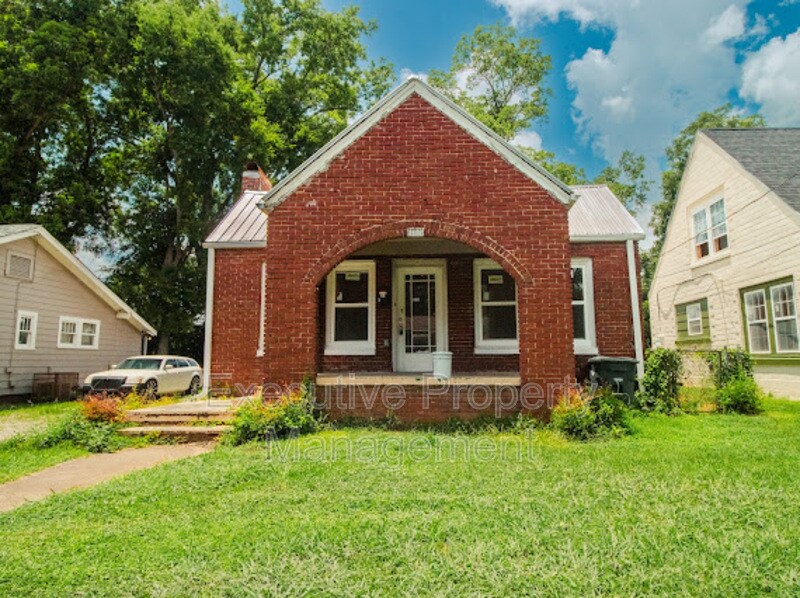Foto principal - 1432 19th Pl SW