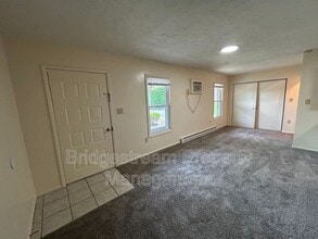 Building Photo - 7123 N Springboro Pike