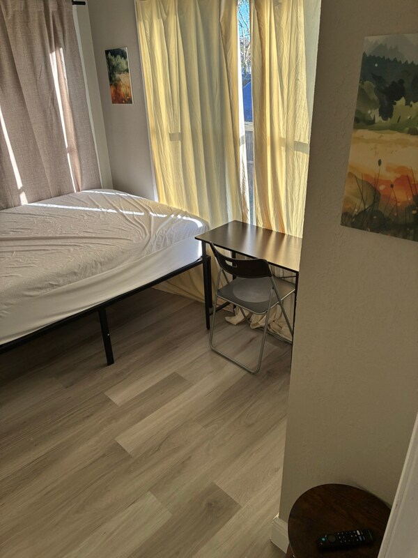 Foto del edificio - 5819 Hibiscus Rd