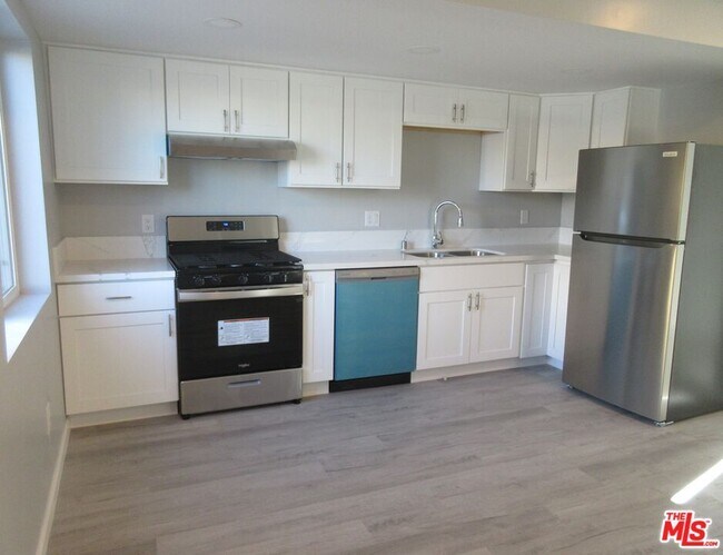 Foto del edificio - 1246 W 144th St