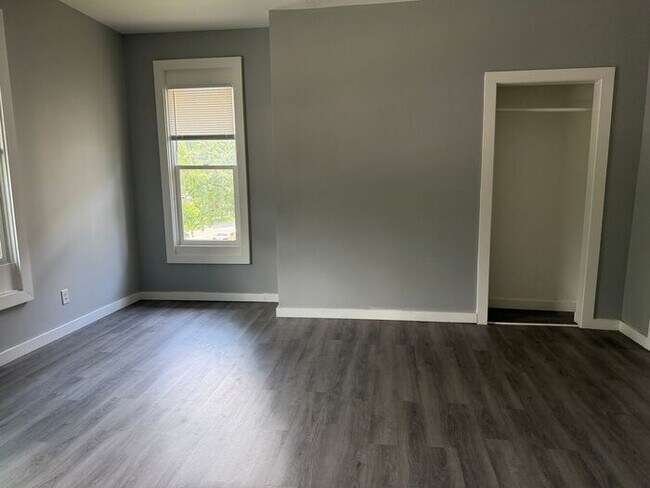 Foto del edificio - 3 Bedroom in the Farrington Grove Neighborhood