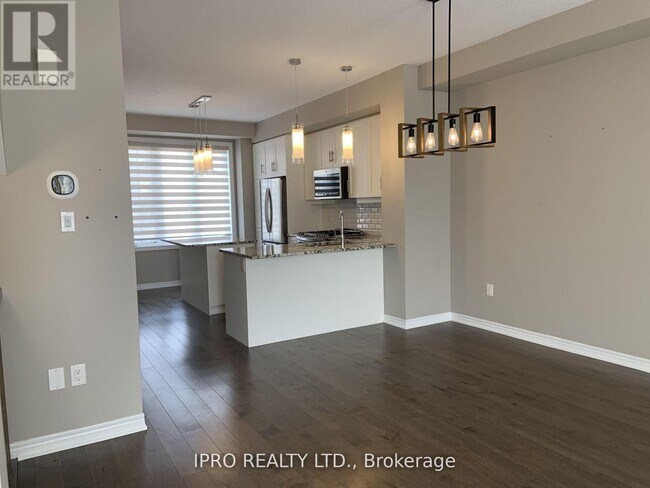 Building Photo - 382 Belcourt Cmn