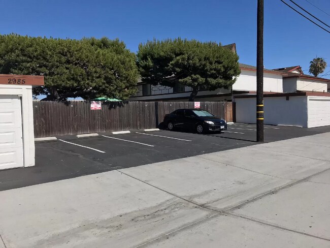 Foto del edificio - 2977 Mendoza Dr