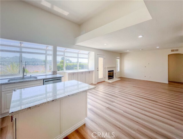 Foto del edificio - 16140 Ridgeview Ln