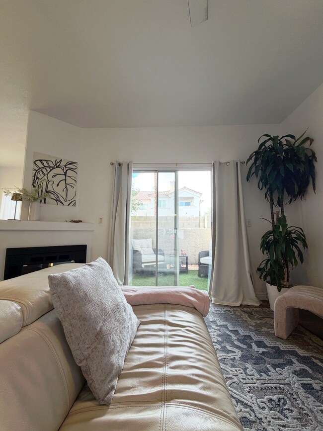 Building Photo - 2100 Black Island St