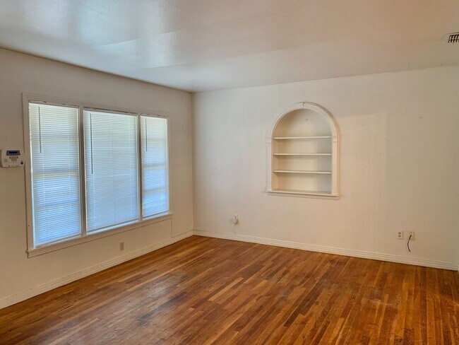 Foto del edificio - Cute Three Bedroom near Texas Tech!