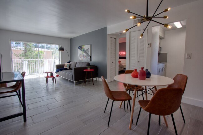 Foto del edificio - 435 NE 23rd St