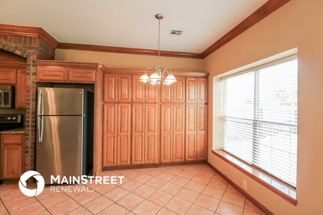 Building Photo - 4829 Jay Matt Dr