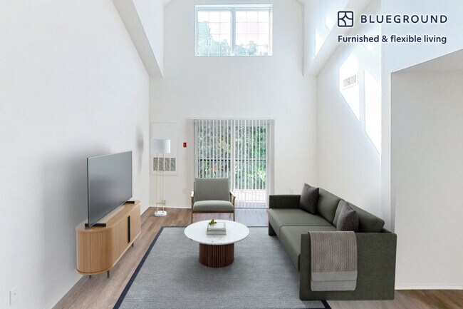 Building Photo - 100 Lexington Ridge Dr