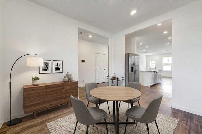 Building Photo - 5511 Downie Draw Ranch Trail