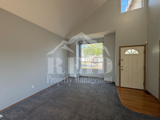 Foto del edificio - 6037 Sycamore Ln NE