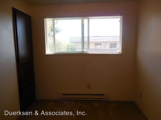 Building Photo - 108 NE Conifer Blvd