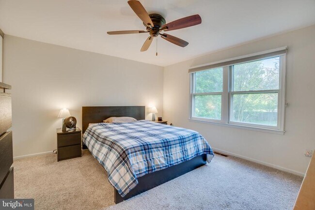 Foto del edificio - 12601 Bayou Dr
