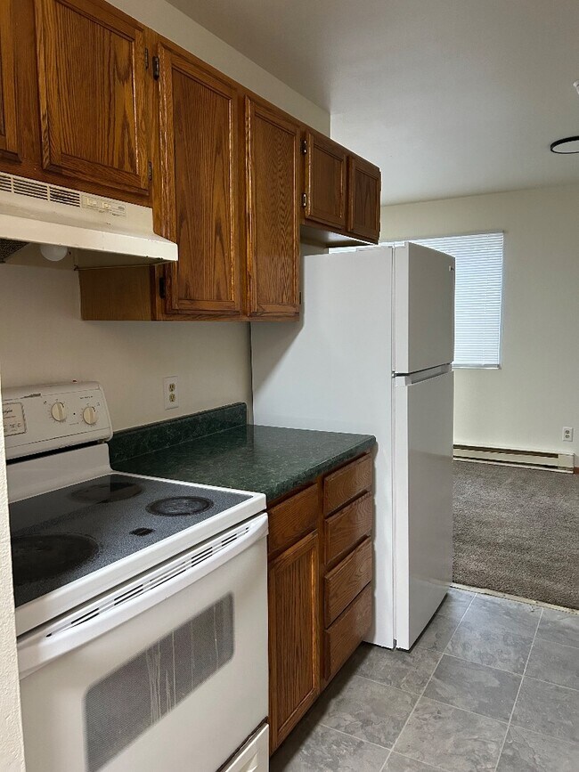 Building Photo - 800 State St