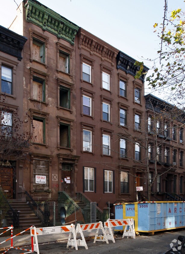 Building Photo - 142 W 130th St