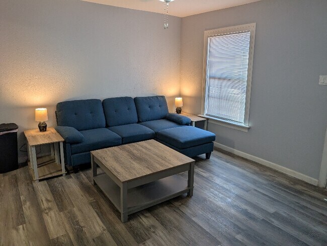 Foto del edificio - 1404 Wood St