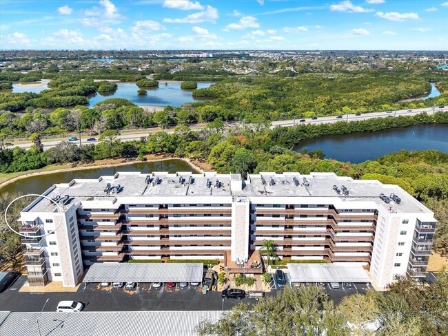 Foto del edificio - 8186 Terrace Garden Dr