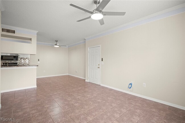 Building Photo - 11511 Villa Grand