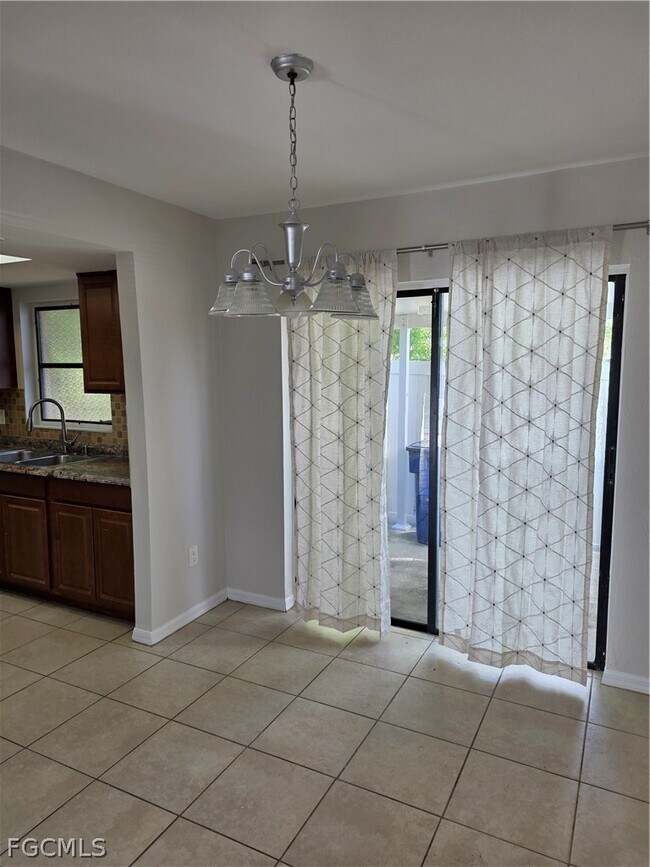 Foto del edificio - 5868 Littlestone Ct