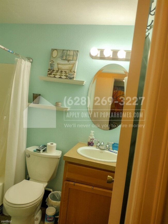 Building Photo - 3 br, 2 bath House - 217 Hawthorne Avenue S -