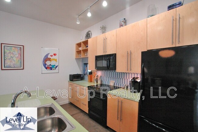 Foto del edificio - 3621 E 3rd St