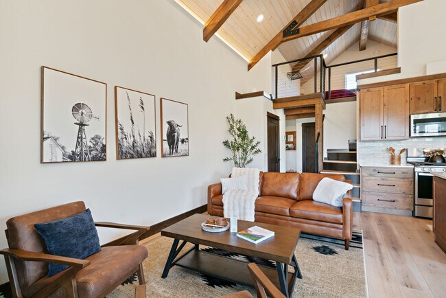 Foto del edificio - 17448 Wilson Creek Rd