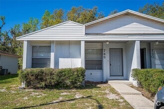 Building Photo - 748 Zella Ln