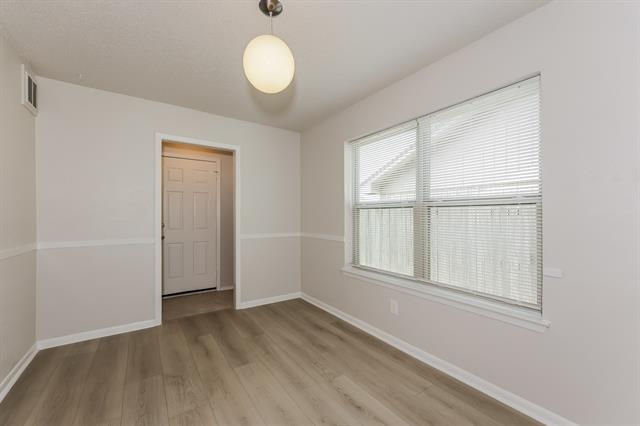 Foto del edificio - 1816 Christopher Dr