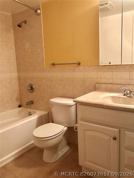 Foto del edificio - 1851 NE 62nd St