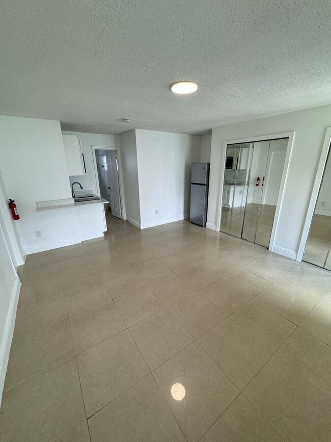 Foto del edificio - 512 SW 2nd St