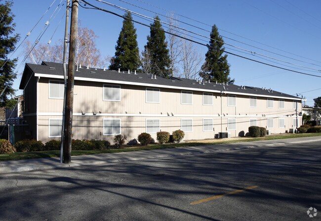 Building Photo - Glencole Apartments
