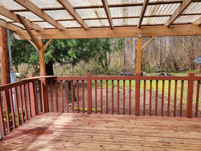 Building Photo - 3 bedroom in Belfair