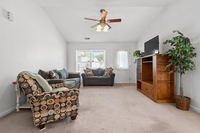 Building Photo - 4697 Cockatoo Dr NW