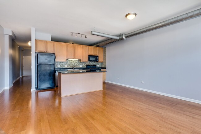Foto del edificio - 1200 W Monroe St