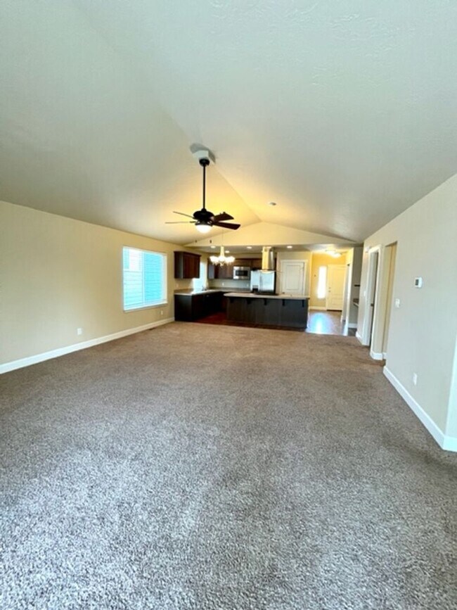 Foto del edificio - Gorgeous single level home in NE Bend!