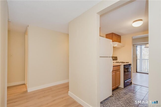 Building Photo - 57 Brookwood Dr
