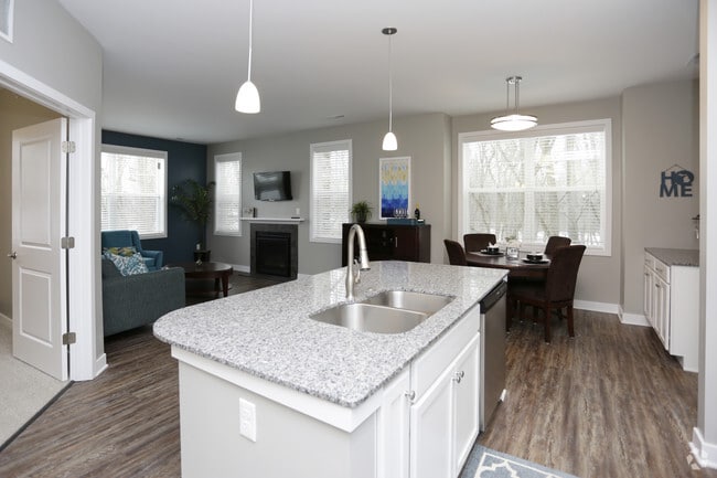 Interior Photo - Aspen Lakes