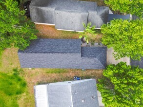 Building Photo - 2083 Windward Pass
