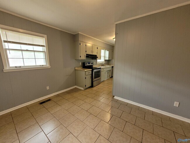 Foto del edificio - 4611 Daugette Dr NW