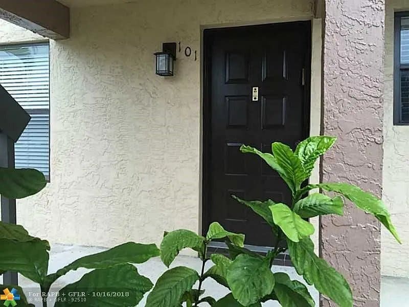Photo - 21890 Lake Forest Cir (Boca Raton, FL)