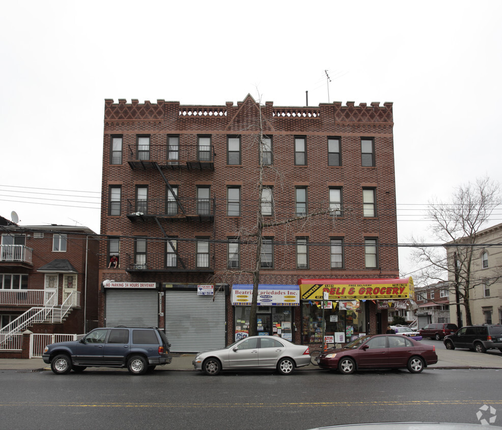 Building Photo - 1401 67th St